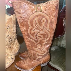 Ariat boots 7